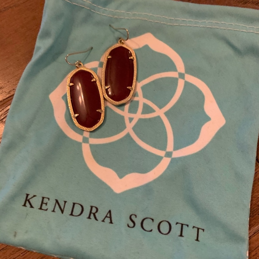 Maroon Kendra Scott Elle Gold Drop Earrings